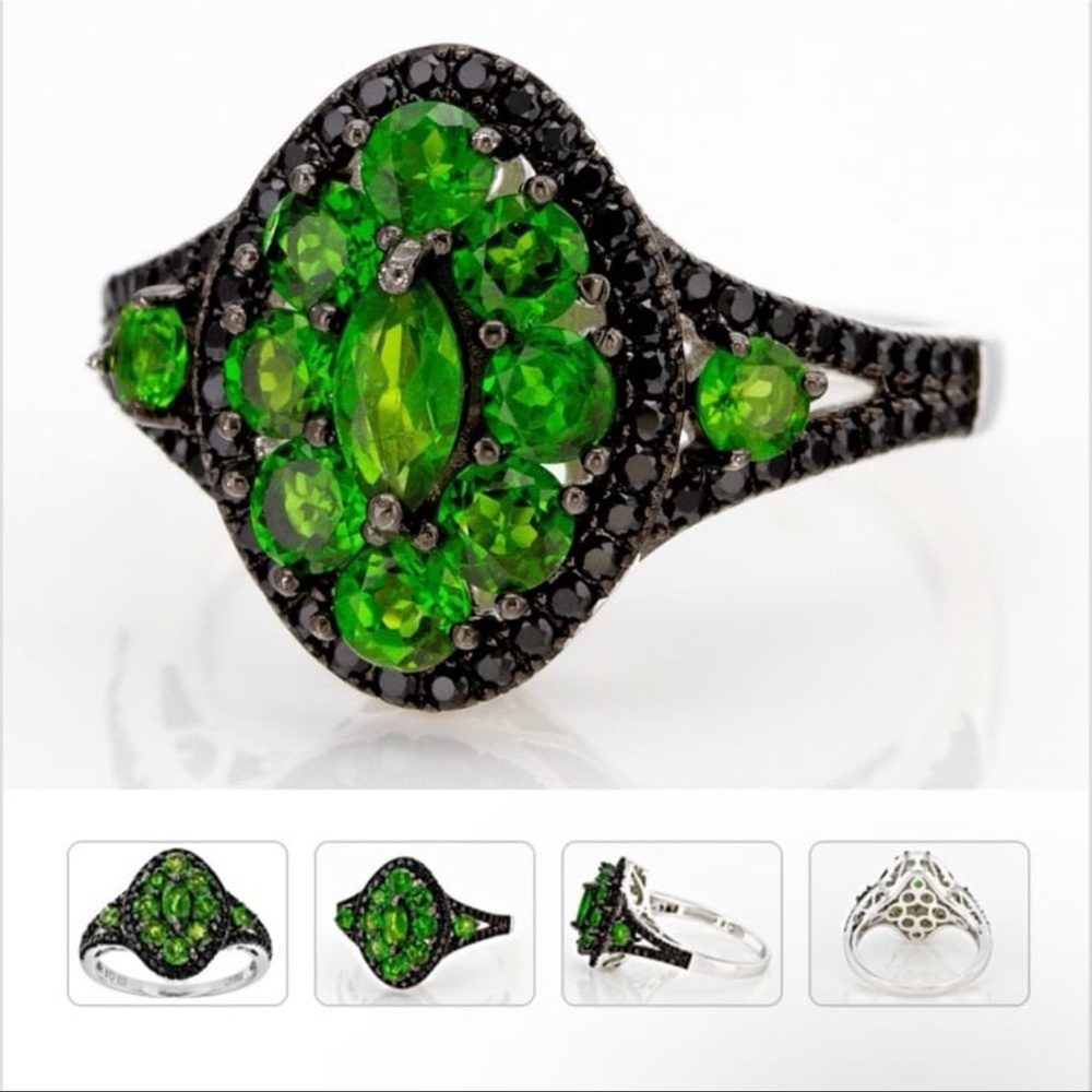 Elegant Chrome Diopside and Rhodium Ring